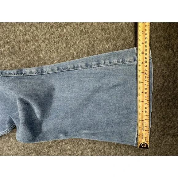 Hollister Womens Jeans Size 7S (28x29) Curvy High-Rise Vintage Flare Blue - Picture 4 of 8